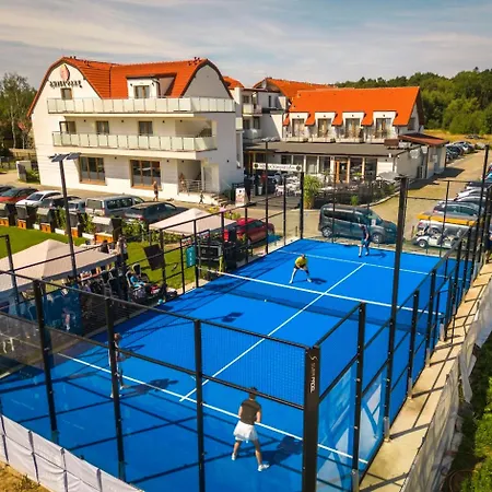 Olivina Park Spa - Domki Z Dostepem Do Krytego Basenu, Saun, Wyzywienia I Atrakcji Dla Dzieci Niechorze Exterior photo